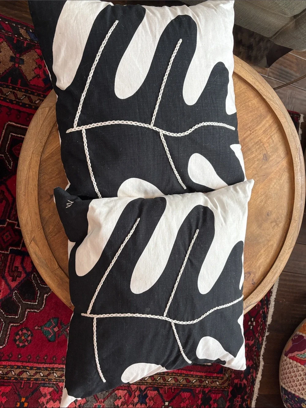 Black and White Abstract Leaf Throw Pillows (Set of 2)